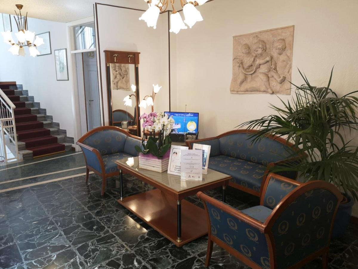 Hotel Villa Margherita Limone sul Garda Ngoại thất bức ảnh