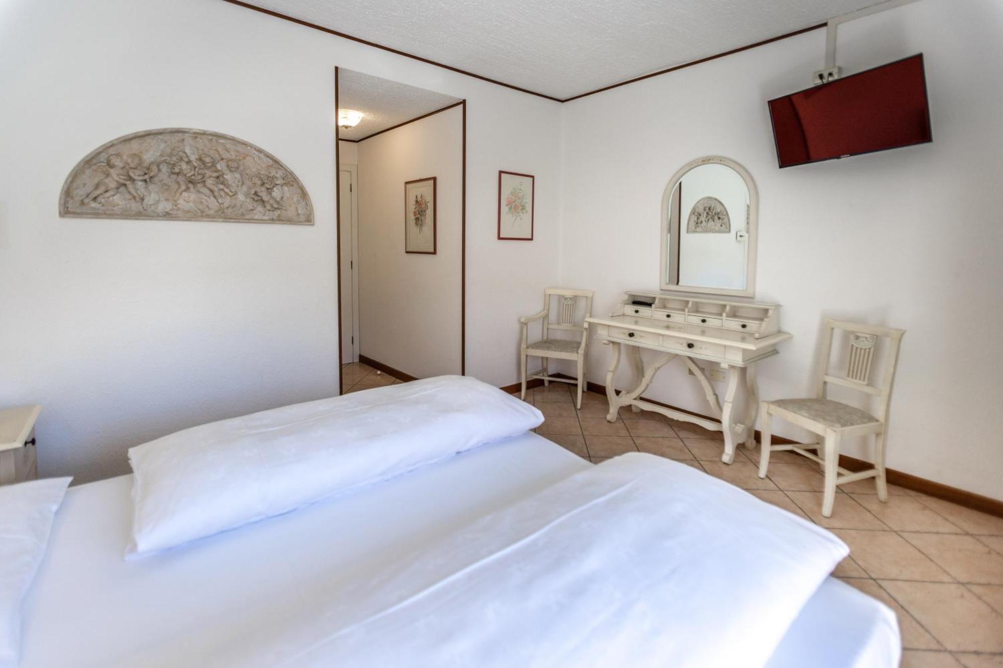 Hotel Villa Margherita Limone sul Garda Ngoại thất bức ảnh
