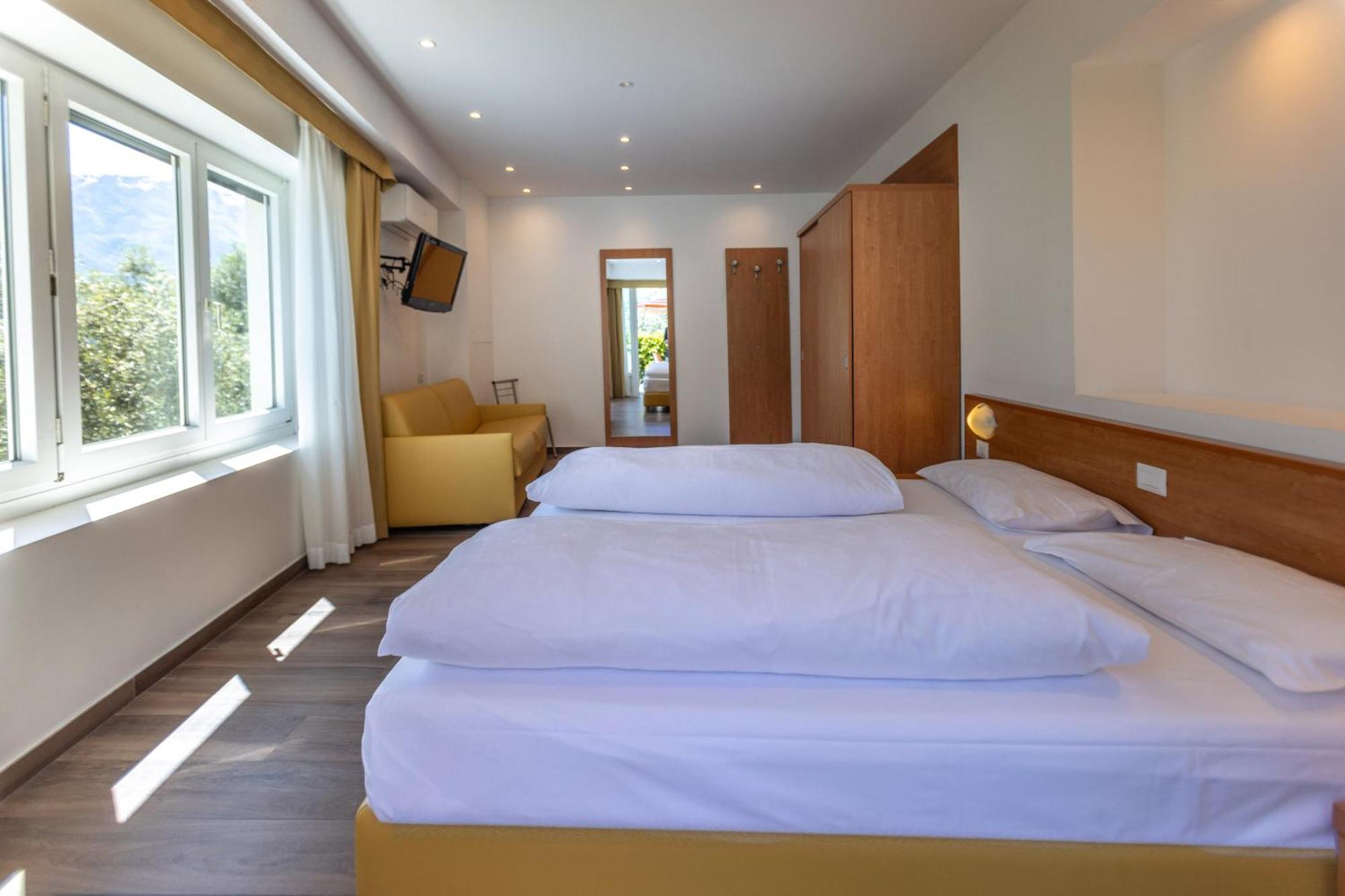 Hotel Villa Margherita Limone sul Garda Ngoại thất bức ảnh