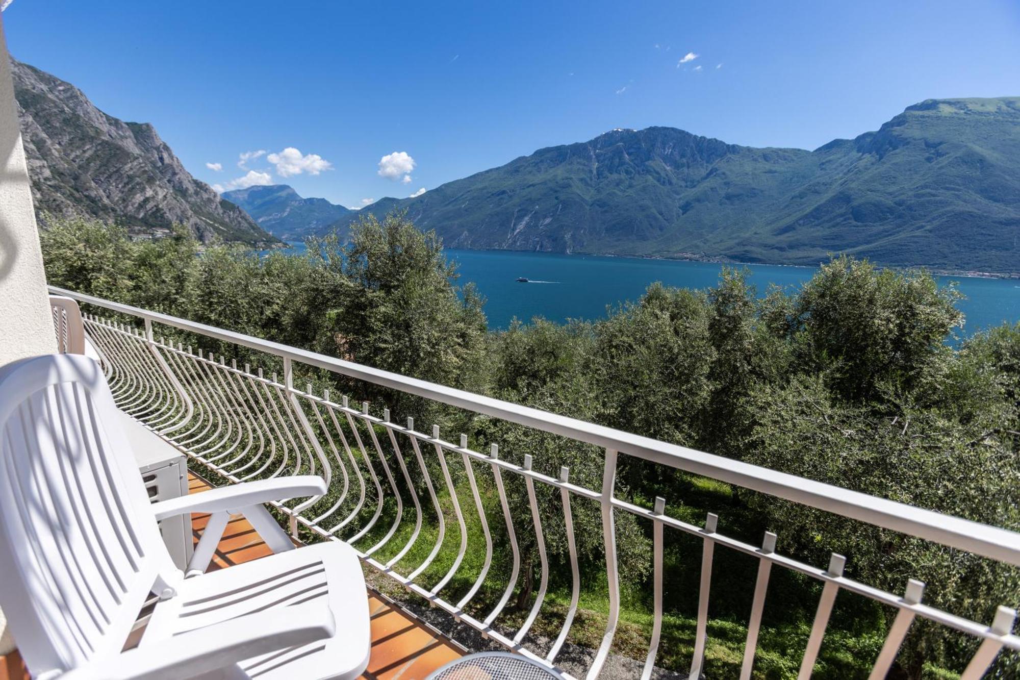 Hotel Villa Margherita Limone sul Garda Ngoại thất bức ảnh