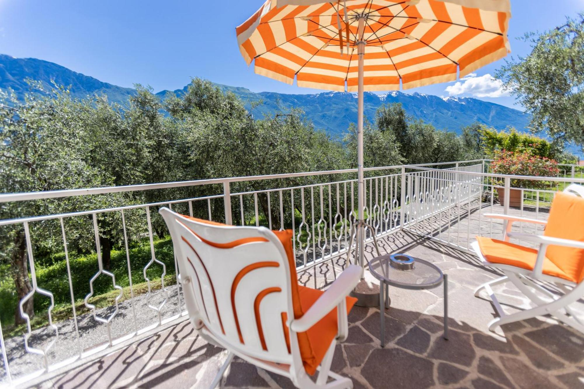Hotel Villa Margherita Limone sul Garda Ngoại thất bức ảnh