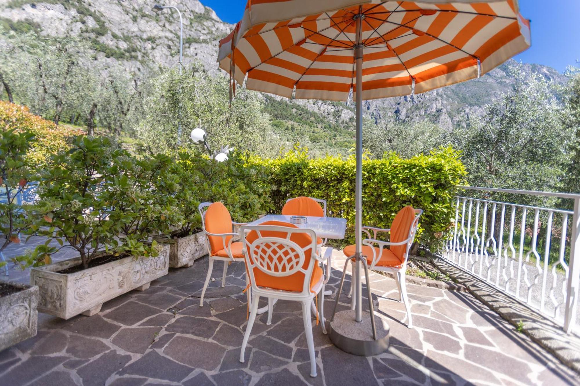 Hotel Villa Margherita Limone sul Garda Ngoại thất bức ảnh